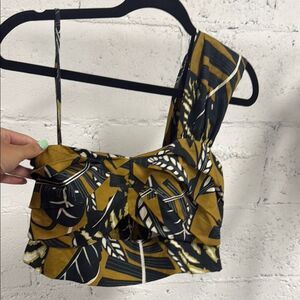 Karina Grimaldi Black and Yellow One Shoulder Sleeve Tank Top - Size Medium NWT